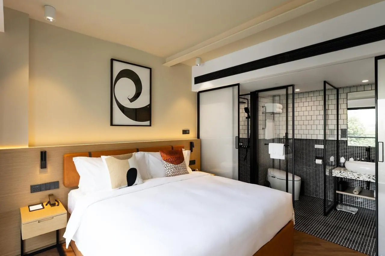 ****  Mia Hotel - Shanghai Xuhui Jiaotong University 中国